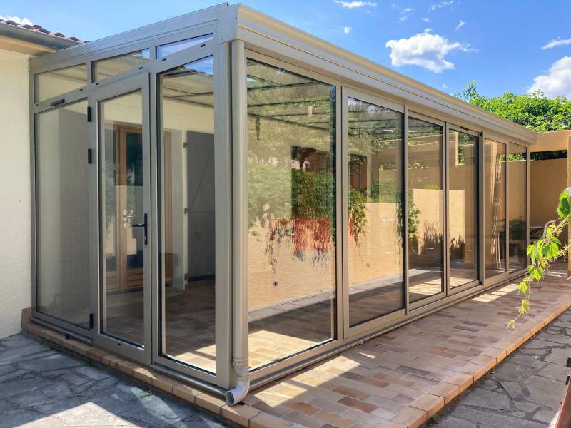 Installation d'une véranda en aluminium sur mesure près de Montpellier sur la commune de Ganges