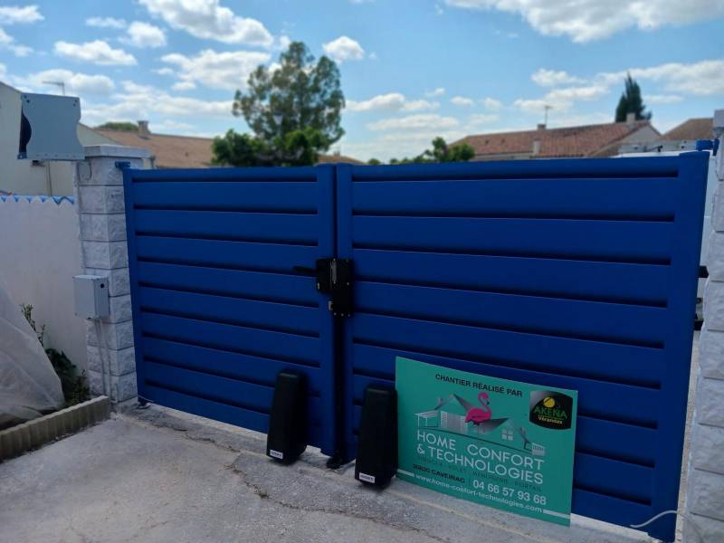 Installation de plusieurs portails battants en aluminium près de Nîmes sur la commune de Fons