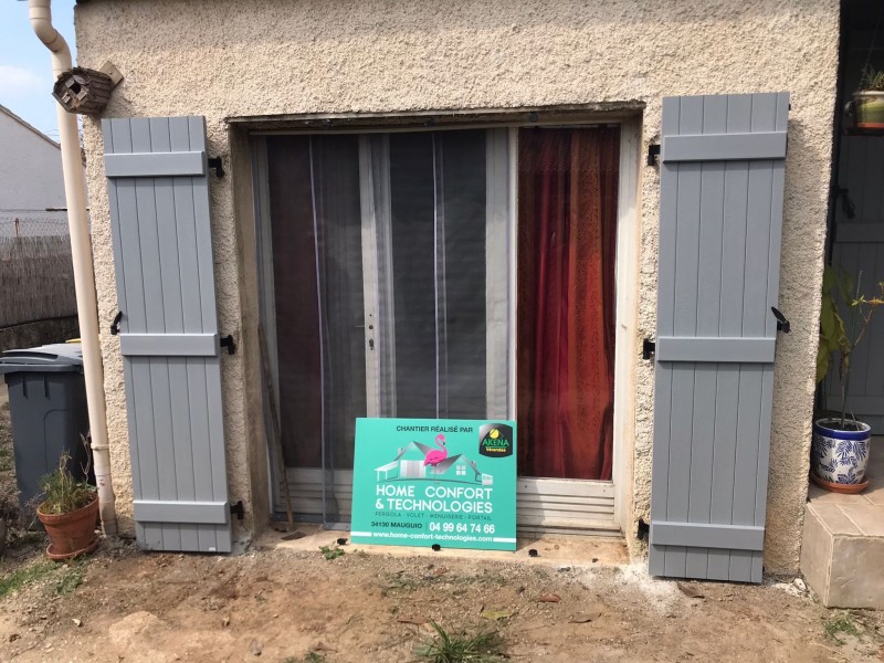 Installation de volets en composite près de Montpellier sur la commune de Mauguio dans l'Hérault