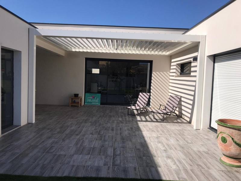 Pergola à Caveirac près de Nîmes dans le Gard